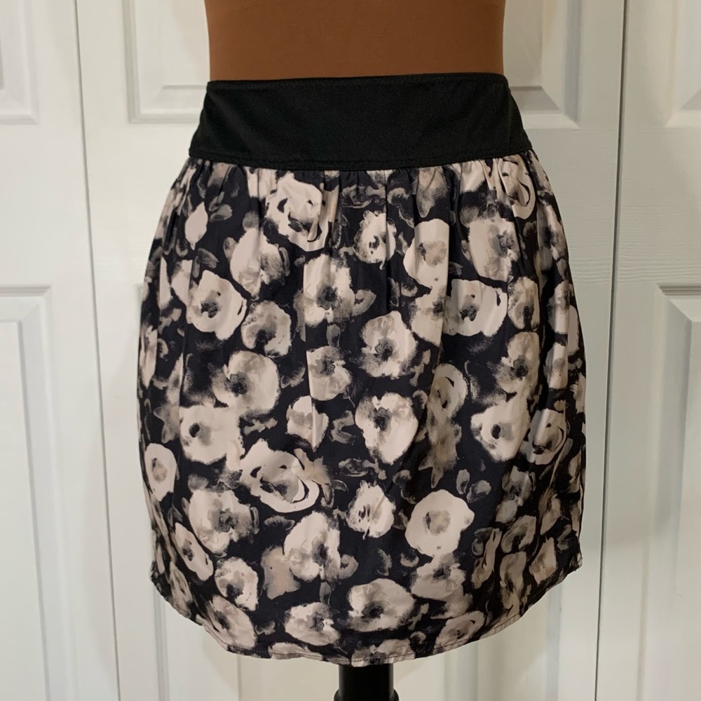 NWT Cluce SzM black&tan floral mini bubble skirt
